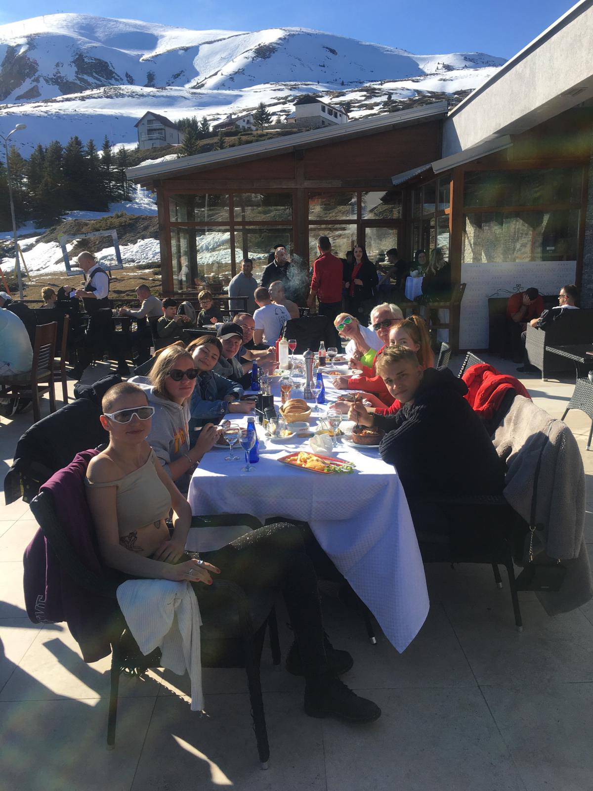obed-v-lyžiarskom-stredisku